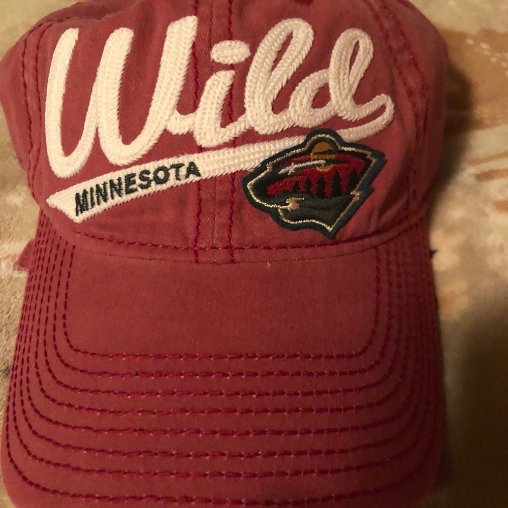 Women’s Minnesota Wild Baseball Cap!
